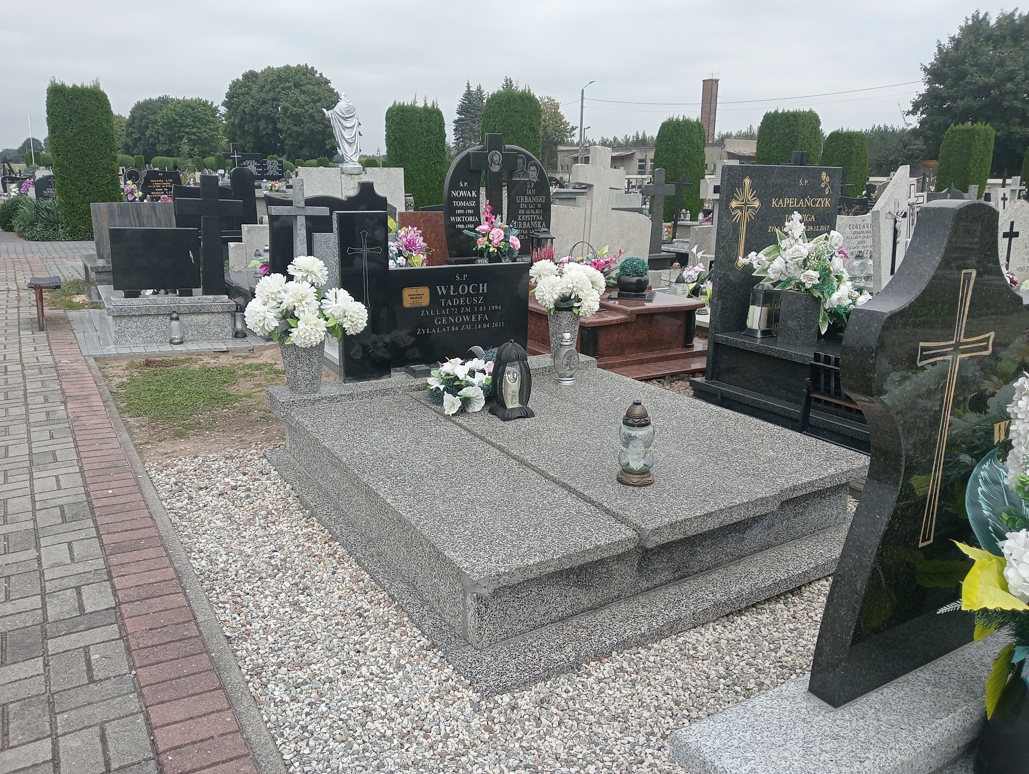 Grób Genowefa Włoch