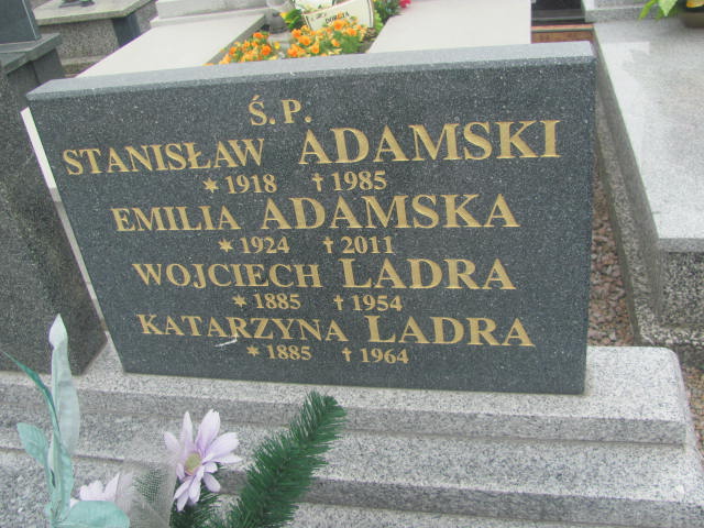 Emilia Adamska 1924 Strzelce Wielkie - Grobonet - Wyszukiwarka osób pochowanych