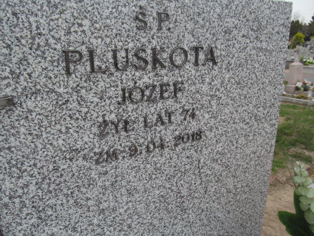 Józef Pluskota 1944 Strzelce Wielkie - Grobonet - Wyszukiwarka osób pochowanych